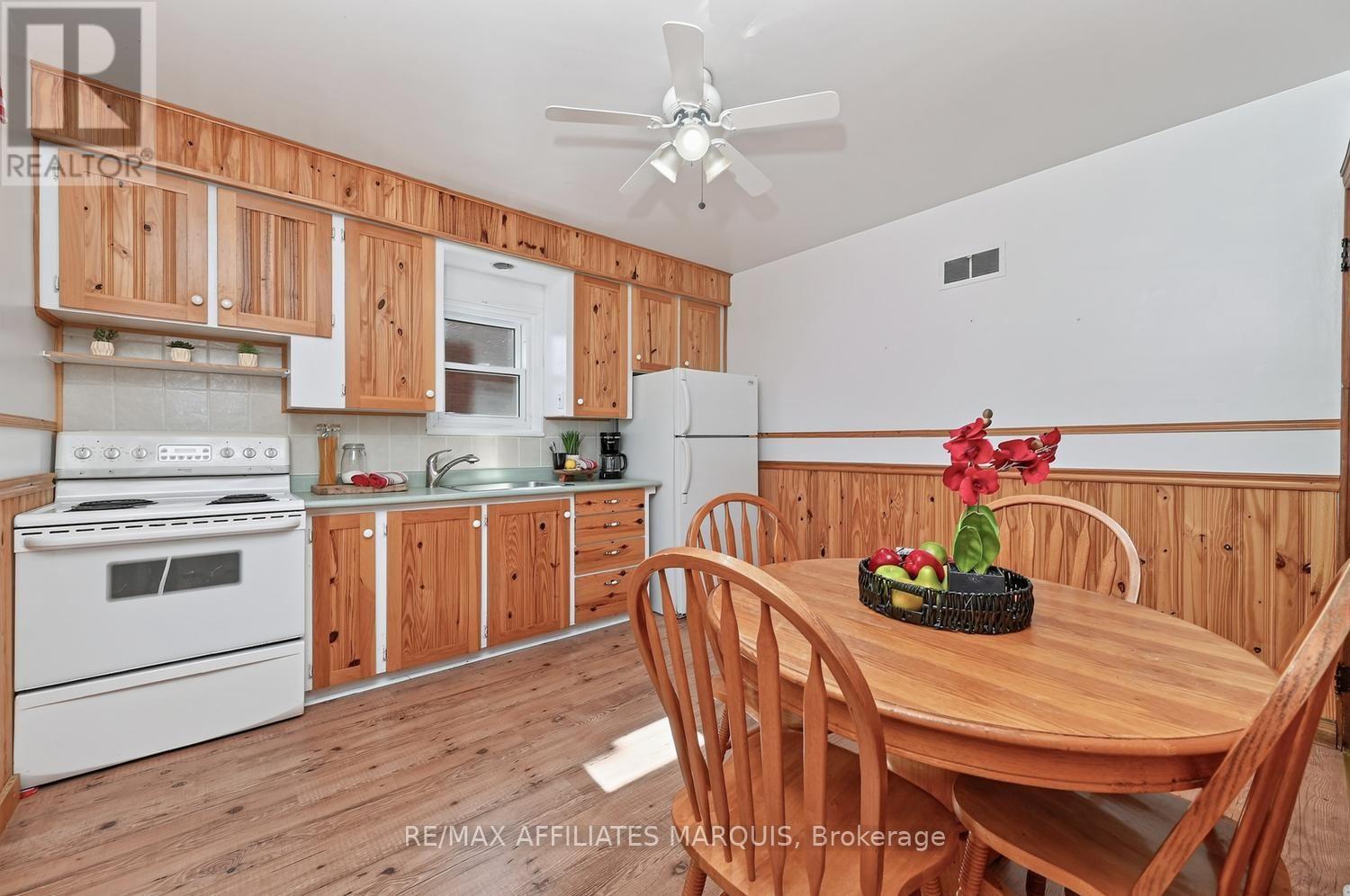37 OGDEN AVENUE - Image 15