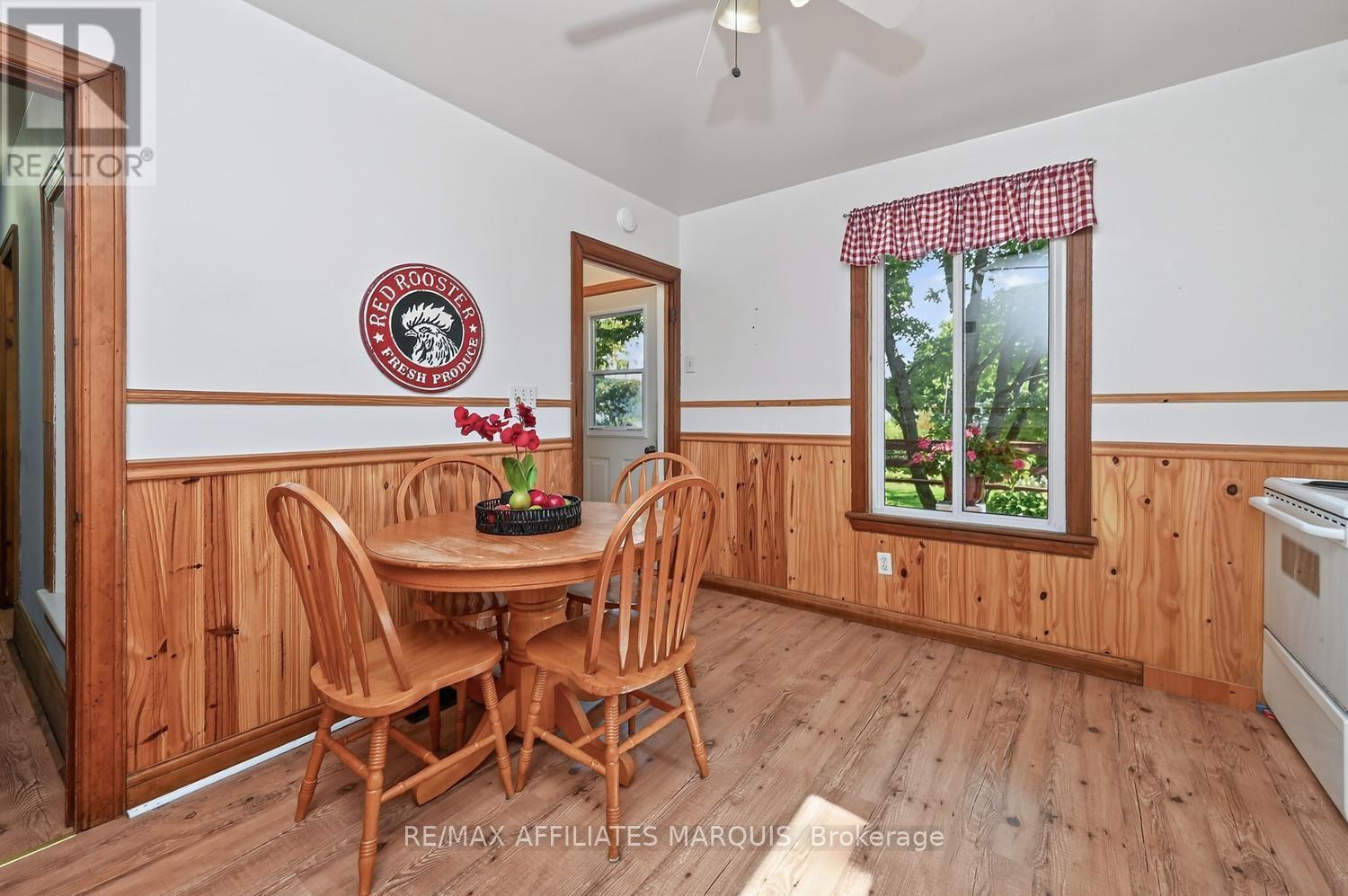 37 OGDEN AVENUE - Image 16