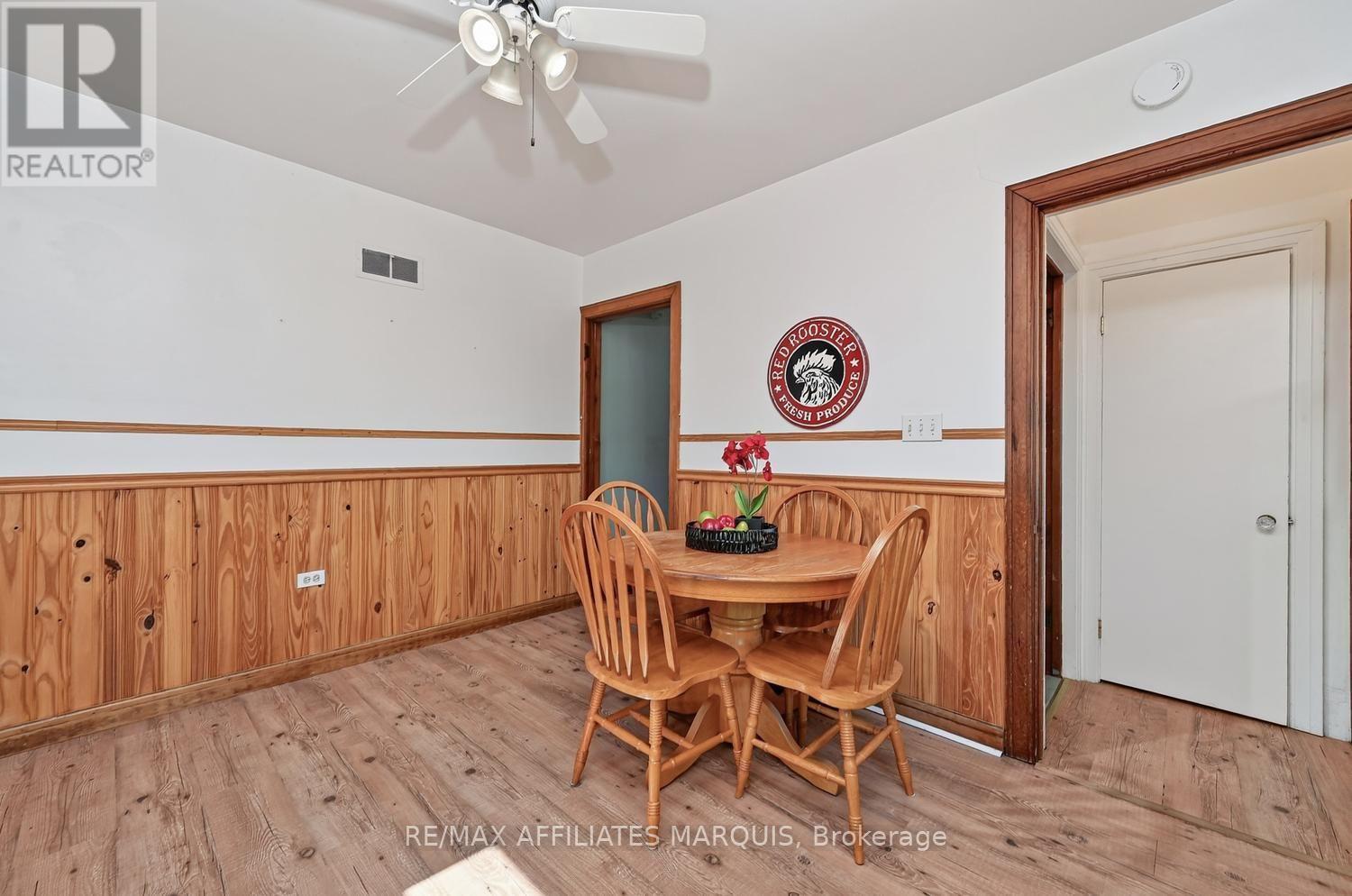 37 OGDEN AVENUE - Image 20