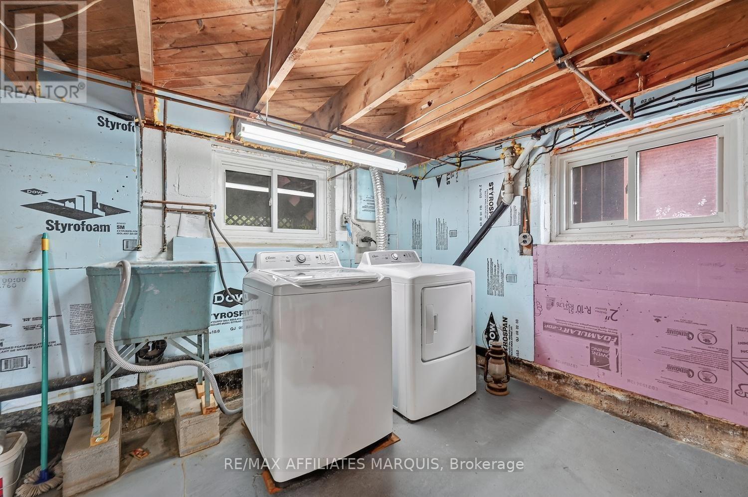 37 OGDEN AVENUE - Image 30