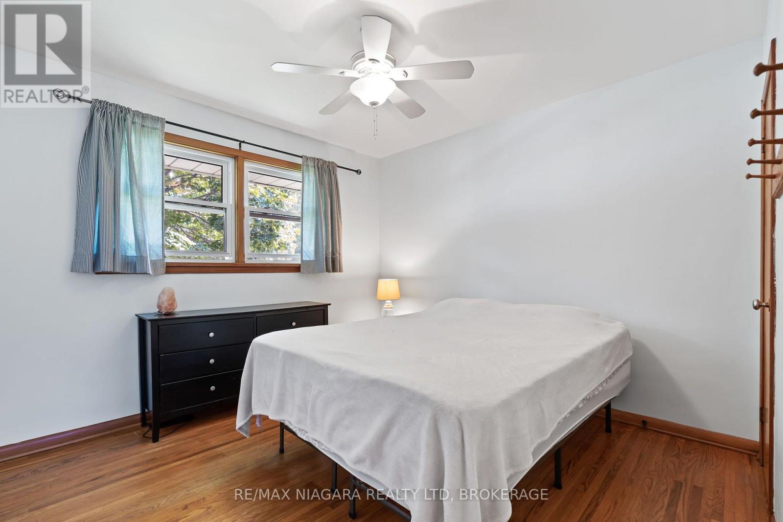 182 ROSEMOUNT AVENUE - 15