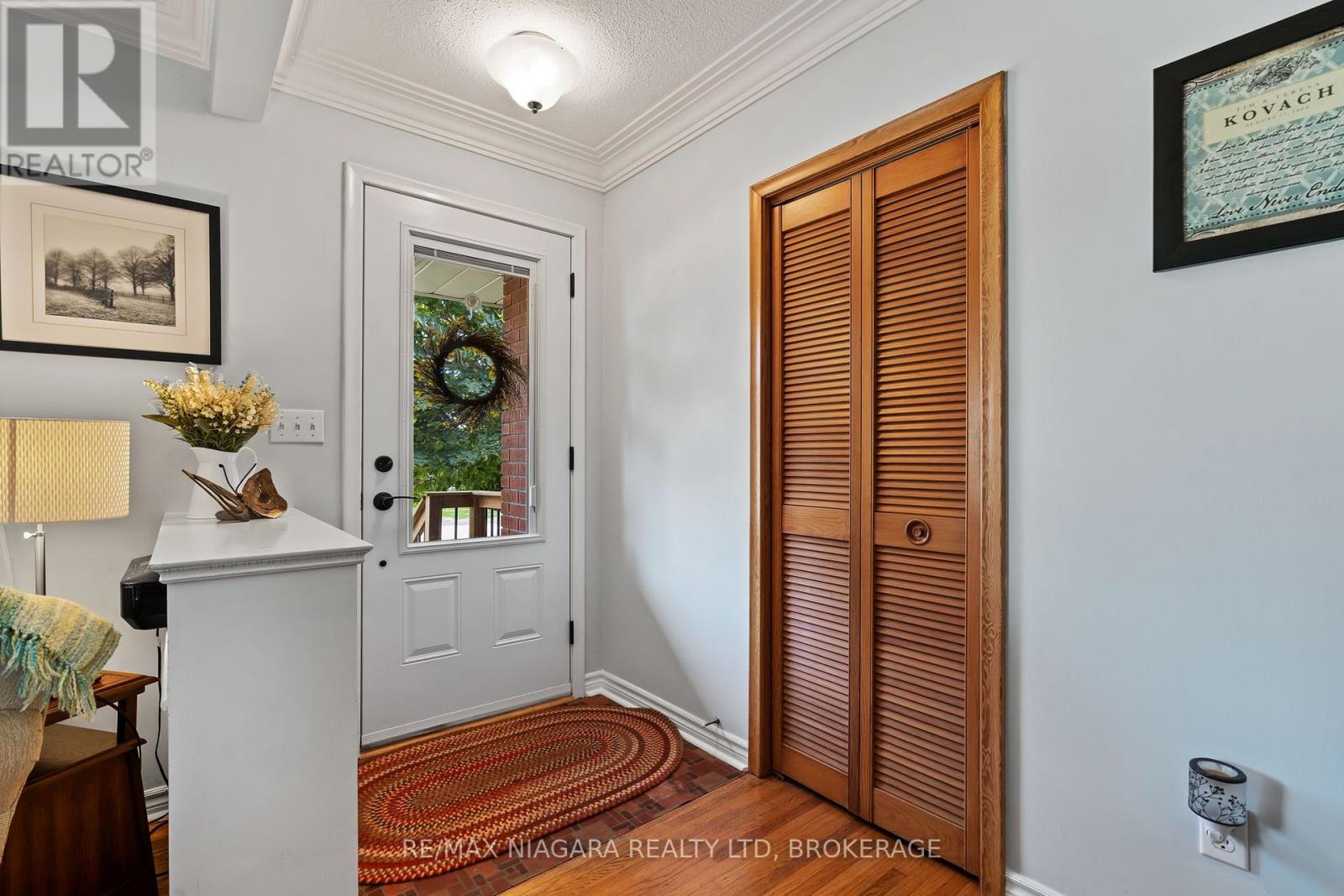 182 ROSEMOUNT AVENUE - Image 4