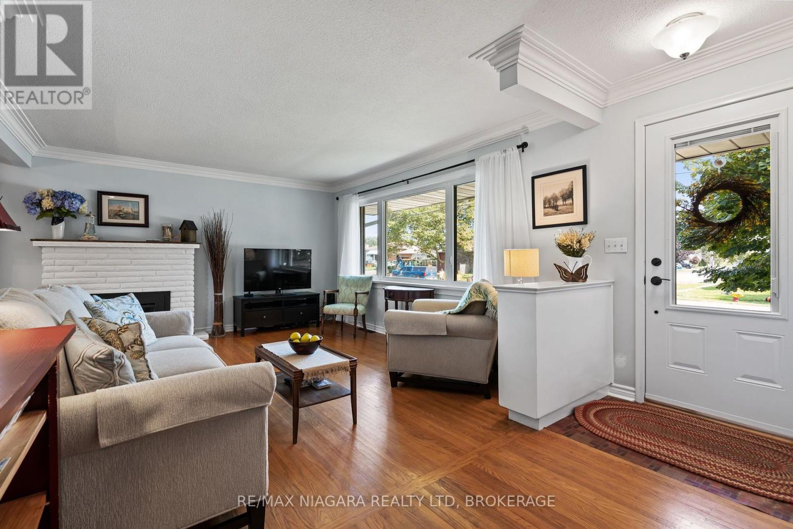 182 ROSEMOUNT AVENUE - Image 5