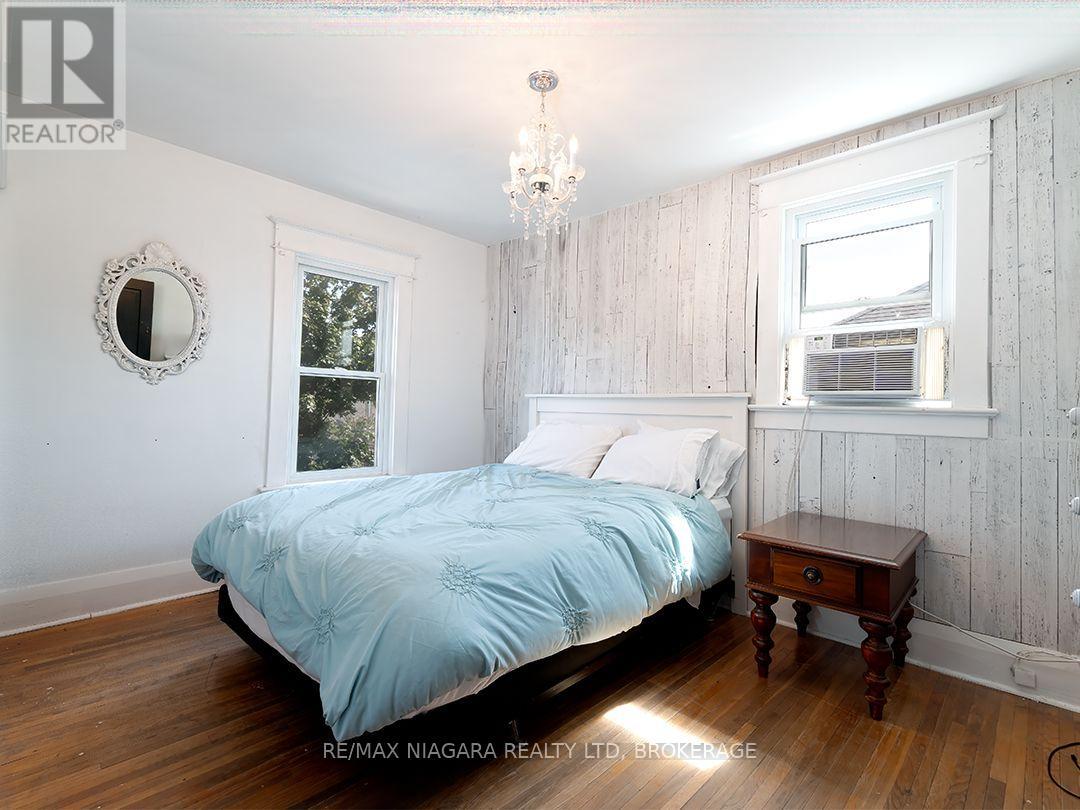 129 FOREST AVENUE - 13
