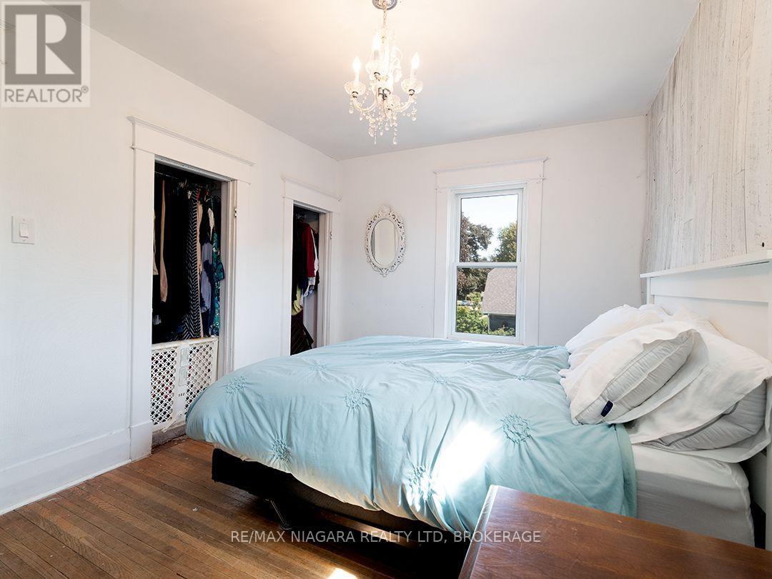 129 FOREST AVENUE - Image 14