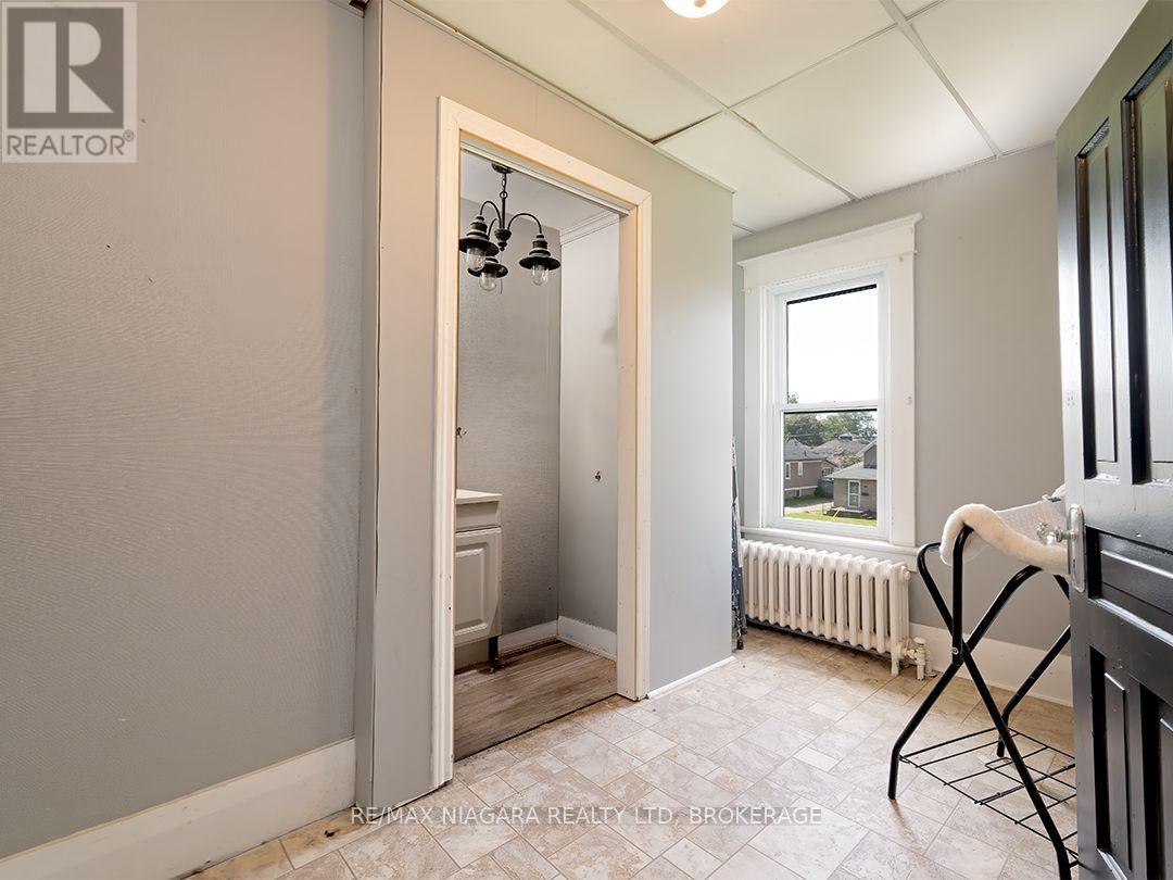129 FOREST AVENUE - 18