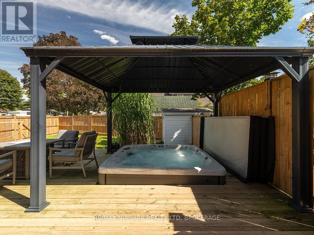 129 FOREST AVENUE - 22