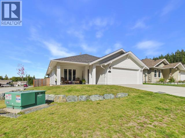 7339 LAZO STREET, Powell River