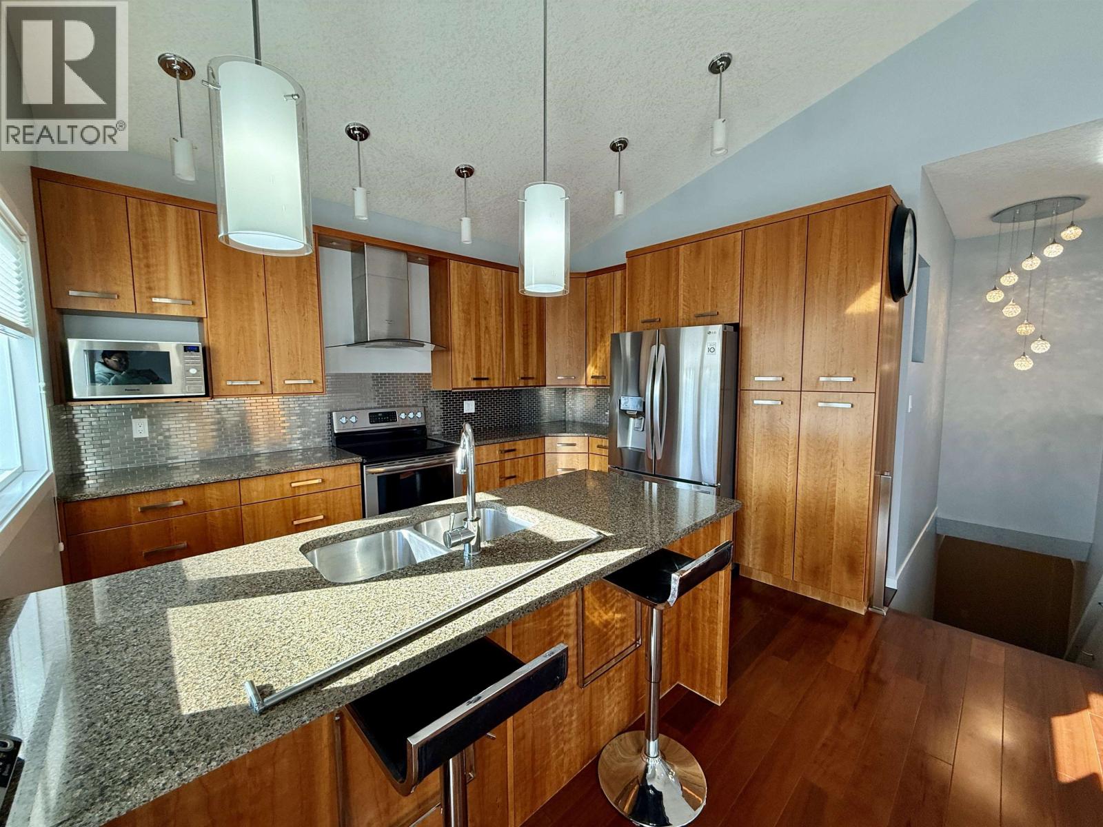 #112 6525 DOMANO BOULEVARD - 4