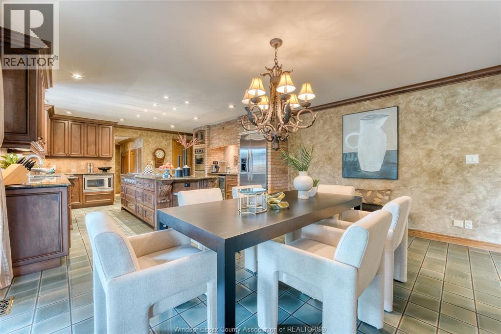 512 Bedford COURT - 19