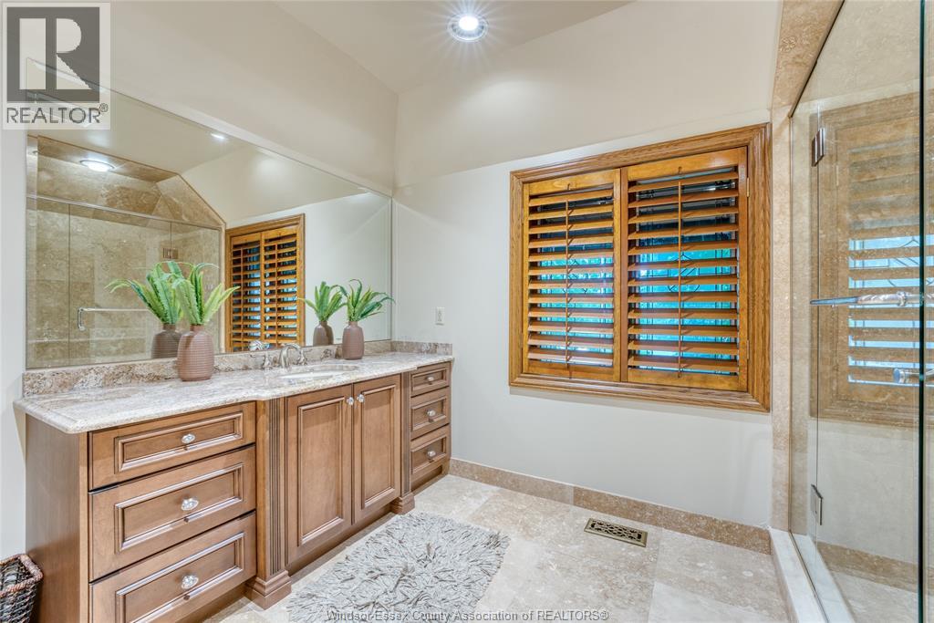 512 Bedford COURT - 39