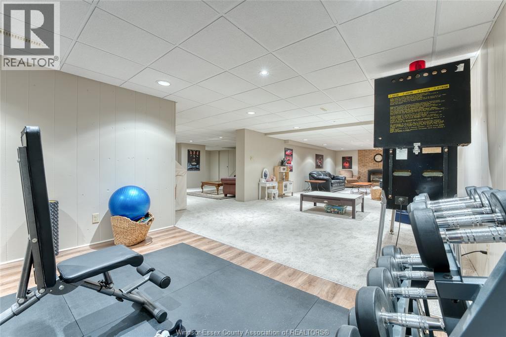 512 Bedford COURT - 42