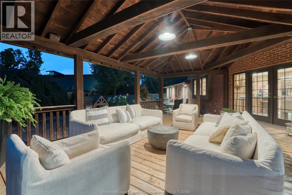 512 Bedford COURT - 45