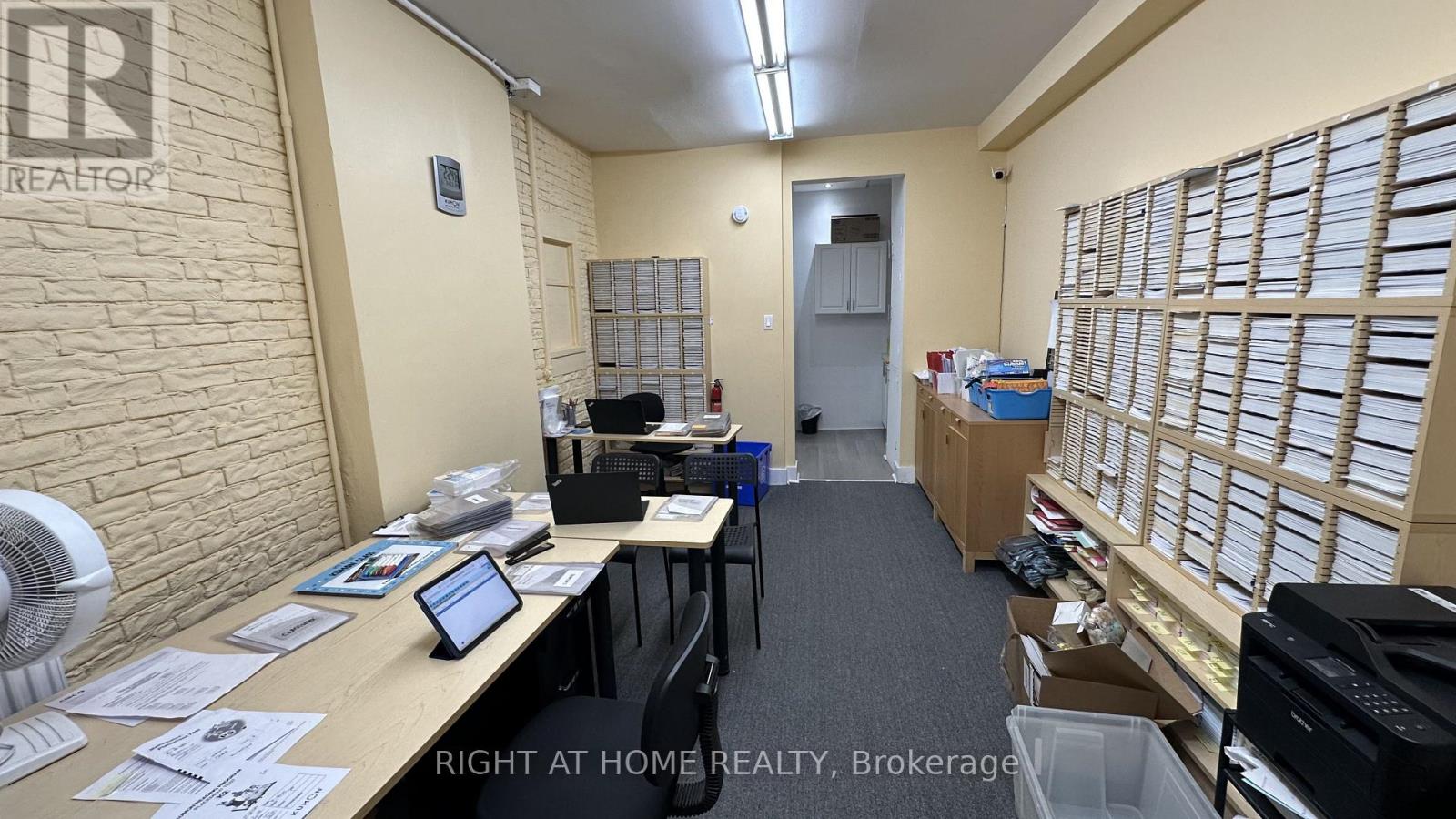 194A CARLTON STREET - 5
