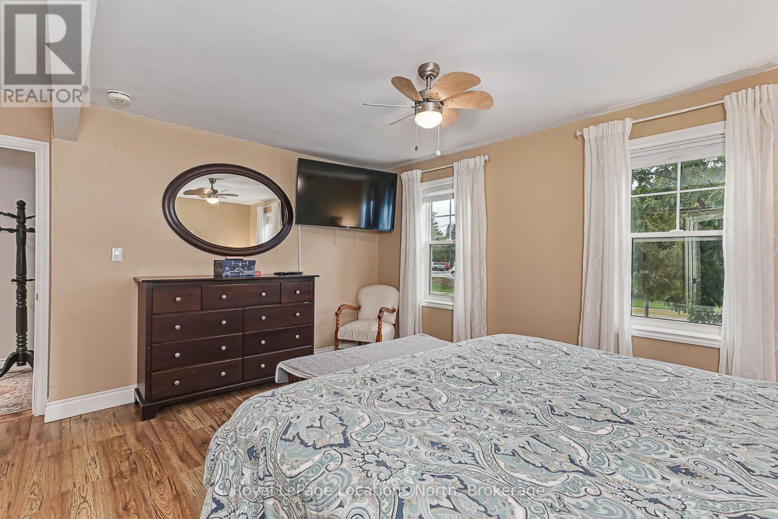 121 ERIE STREET - Image 23
