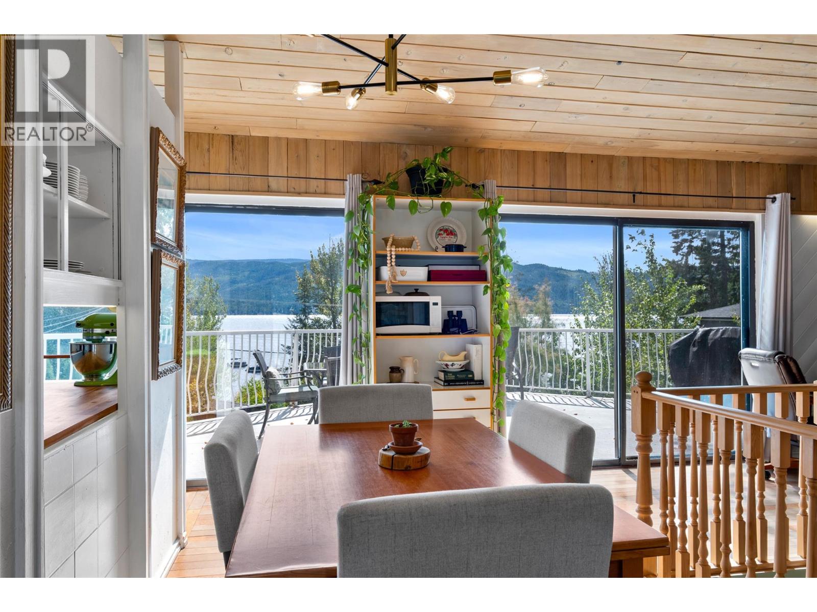 6473 Squilax Anglemont Road - Image 7