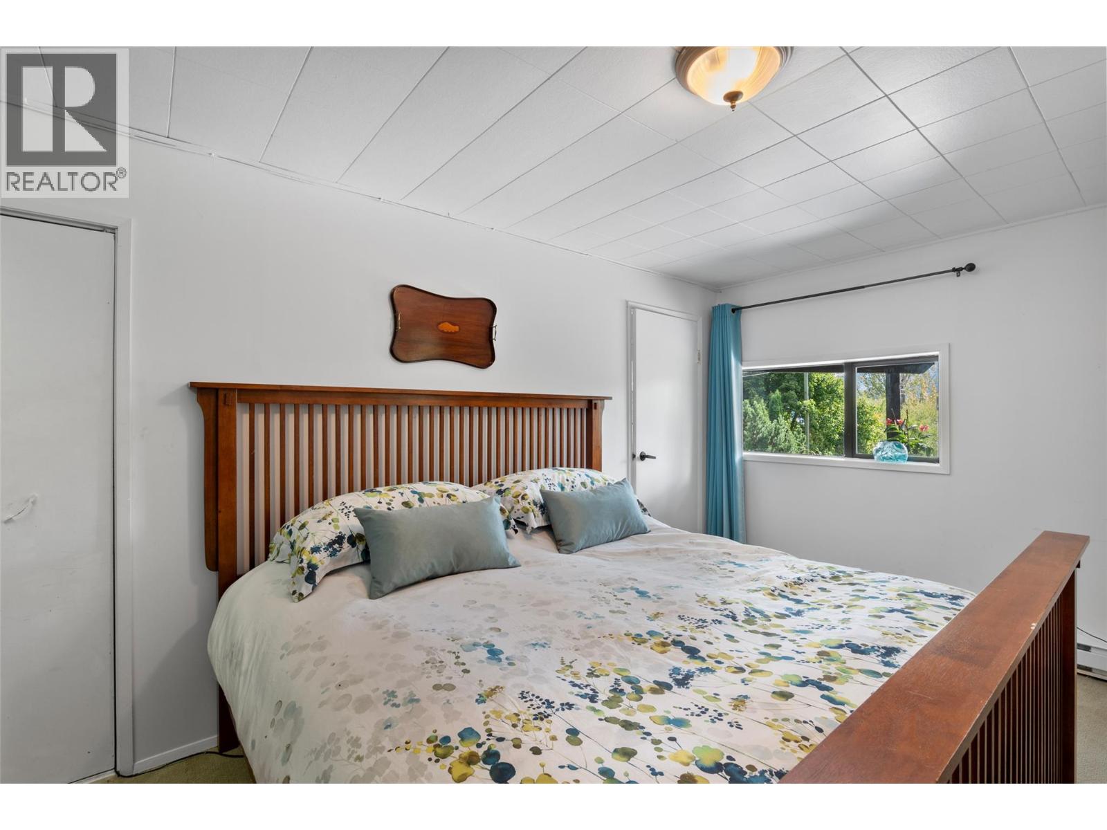 6473 Squilax Anglemont Road - 25
