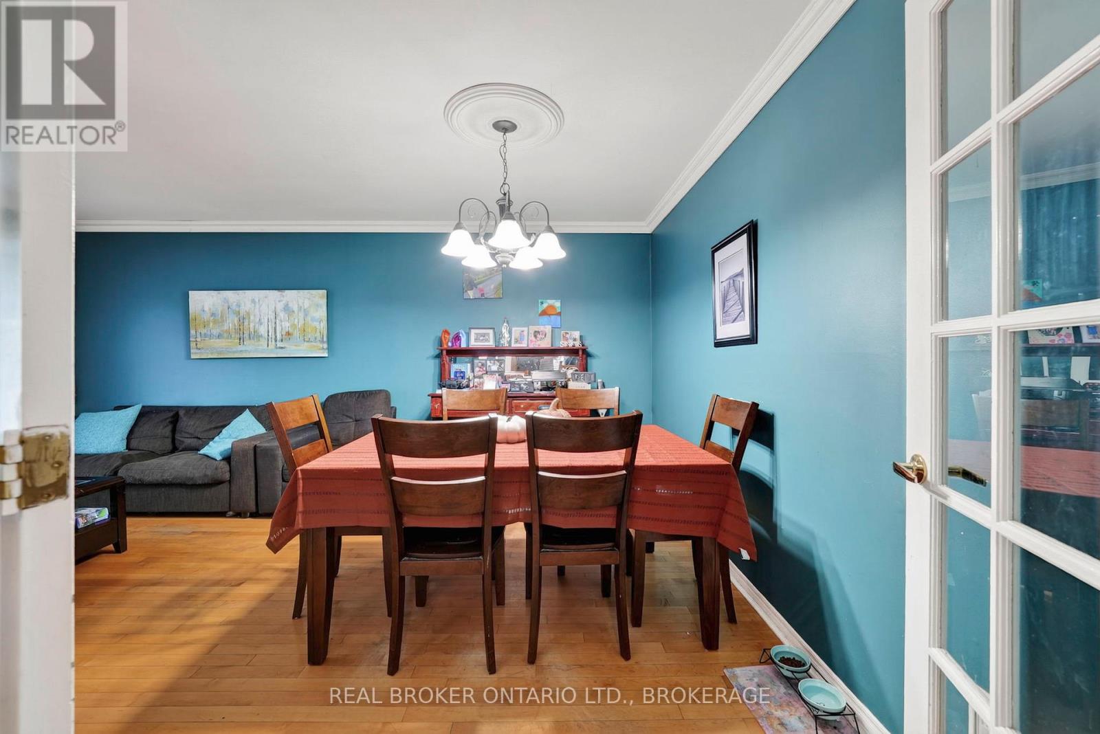 858 CHELSEA CRESCENT, Cornwall — photo 5