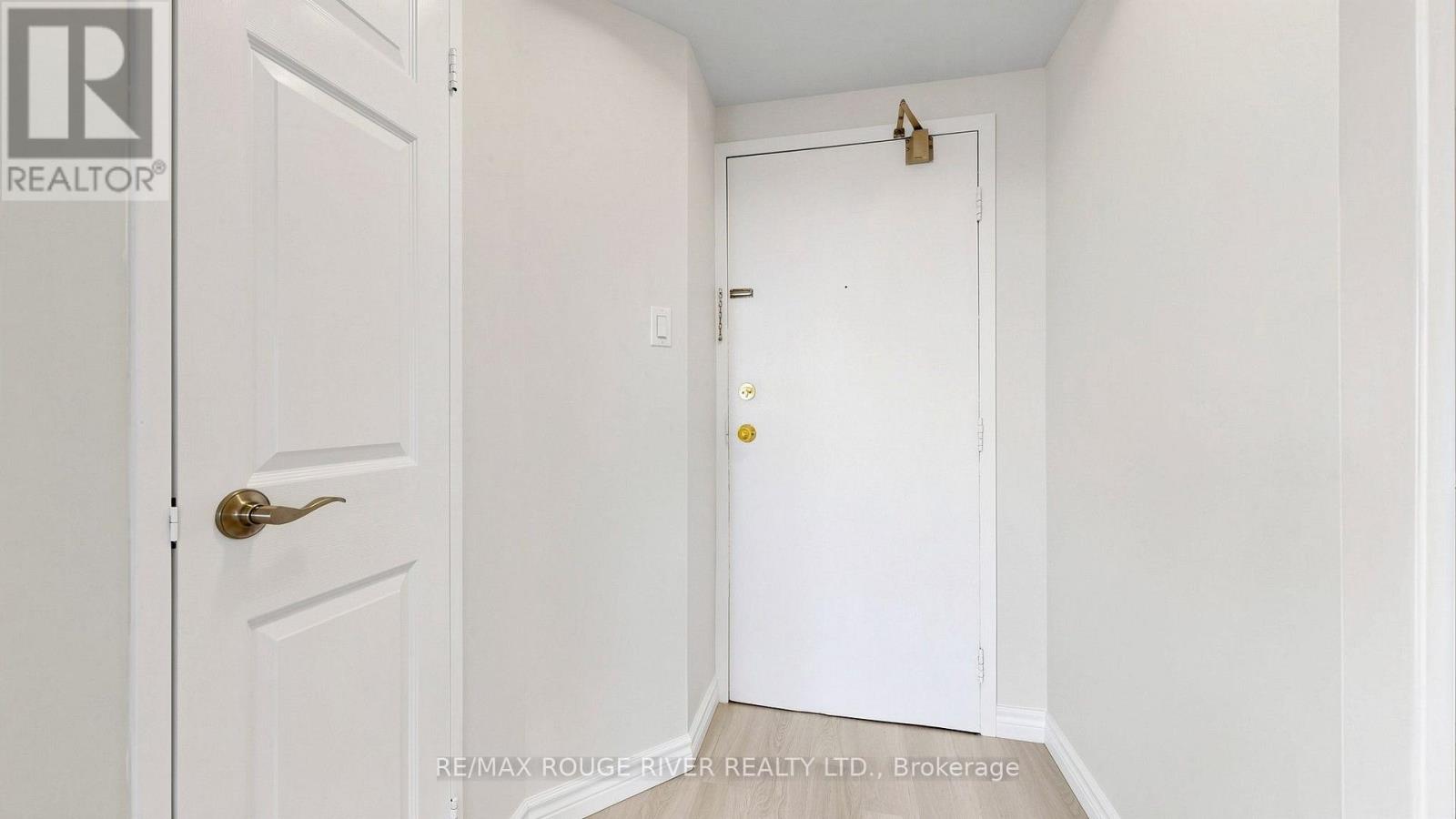 #1003 5580 SHEPPARD AVENUE E - 5