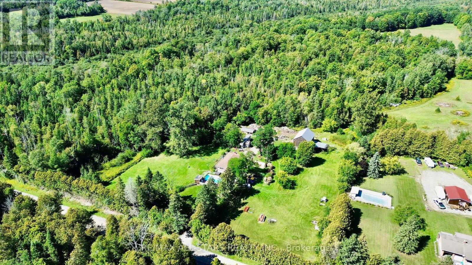 4331 MALCOLM STREET - 1