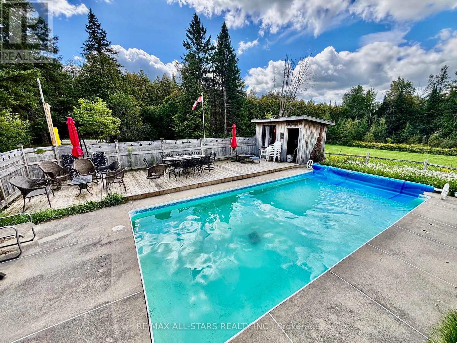 4331 MALCOLM STREET - 23