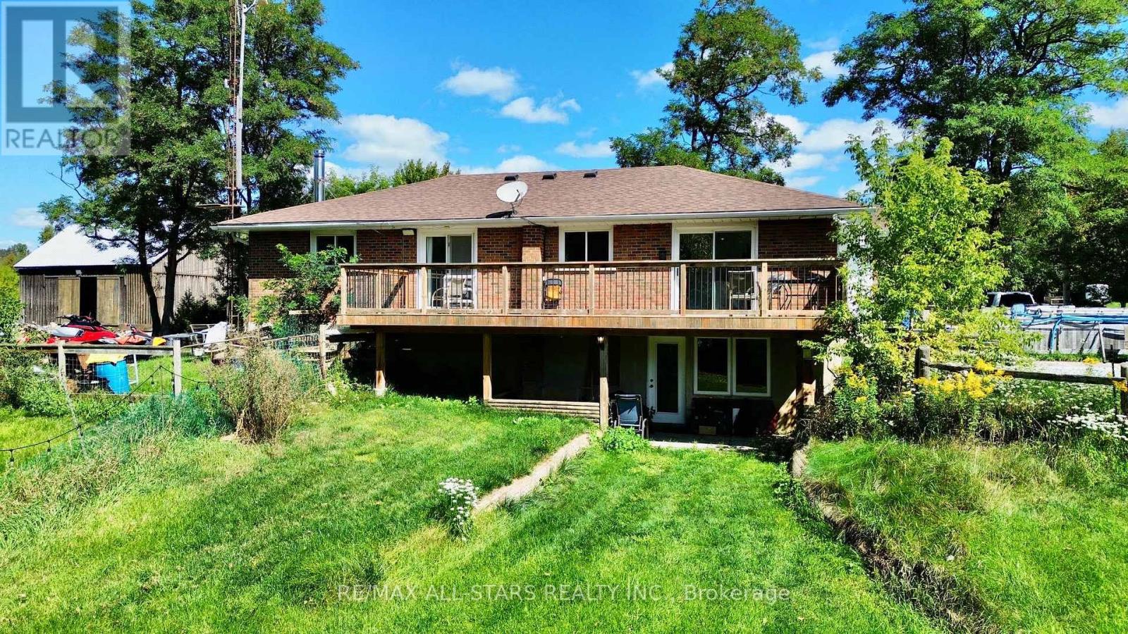 4331 MALCOLM STREET - 3