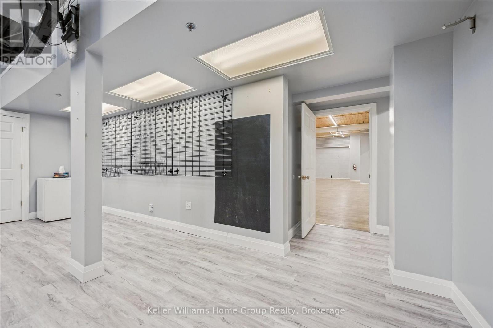 380 ST ANDREW STREET W, Centre Wellington (Fergus) — photo 14