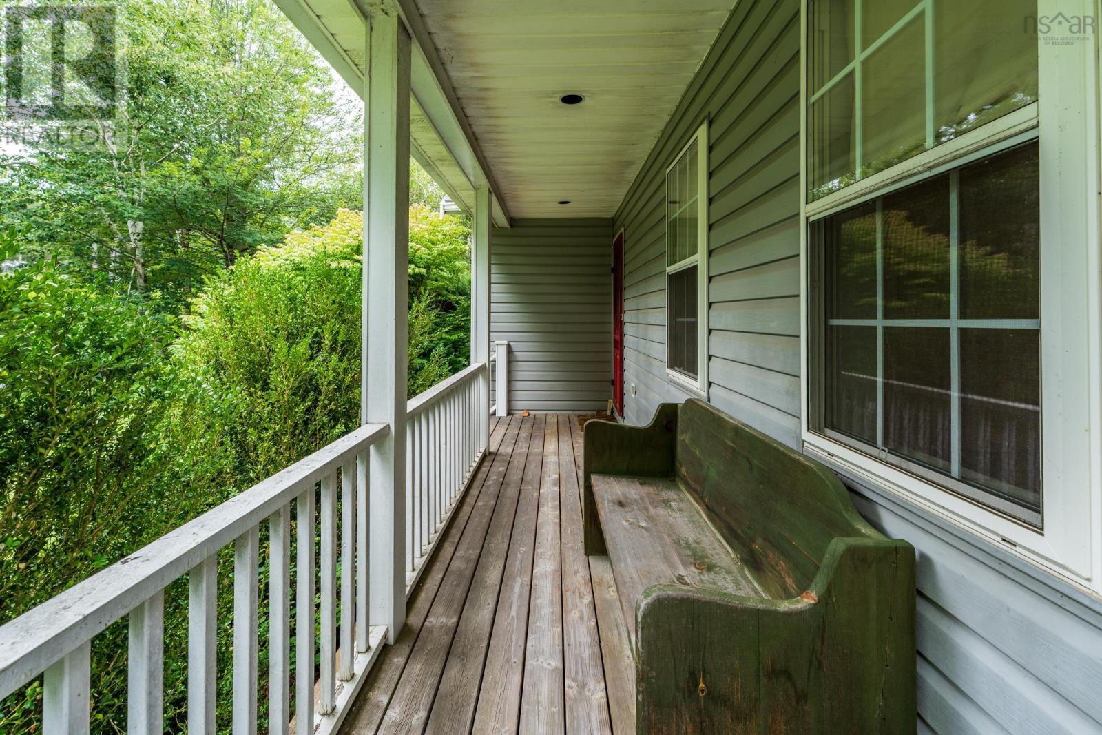 75 Lawrence Road, Windermere — photo 2