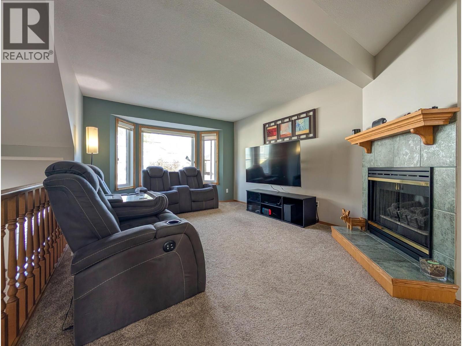 Photo 11 of 31 — 317 6450 DAWSON ROAD · Prince George, BC