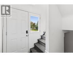 25 Terris Avenue, photo 3