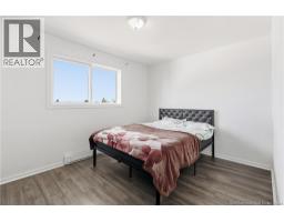 25 Terris Avenue, photo 10