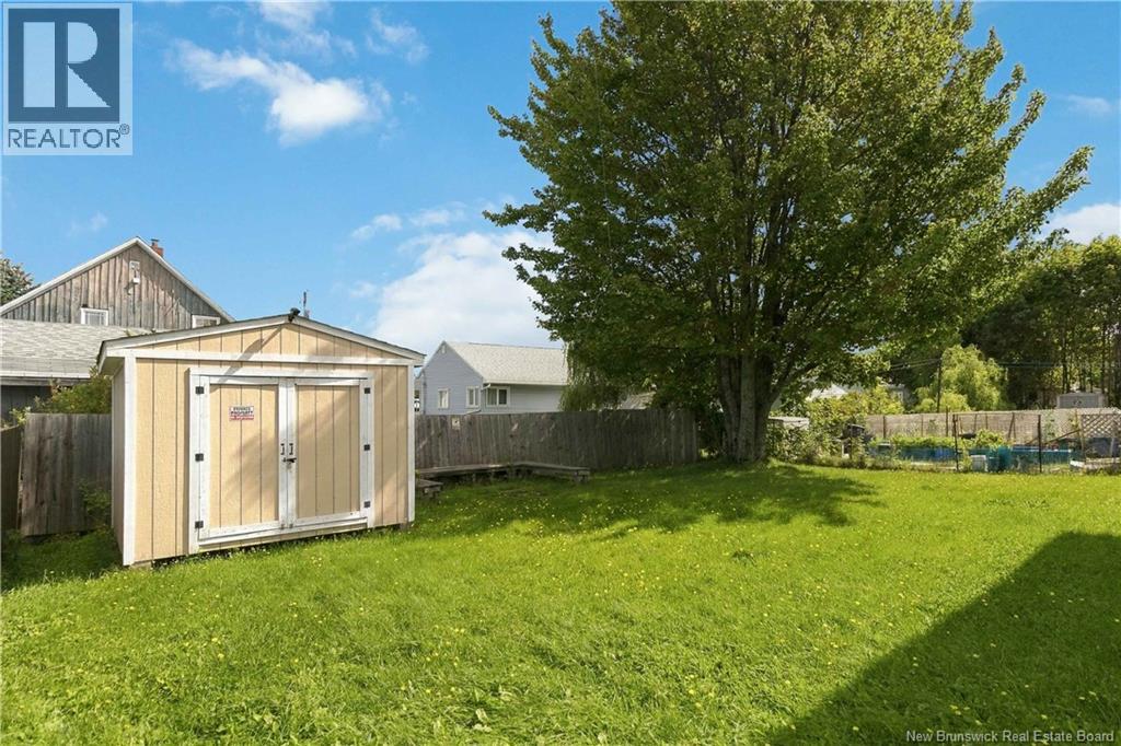 25 Terris Avenue - 17