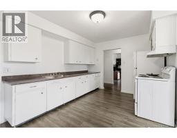 25 Terris Avenue, photo 8