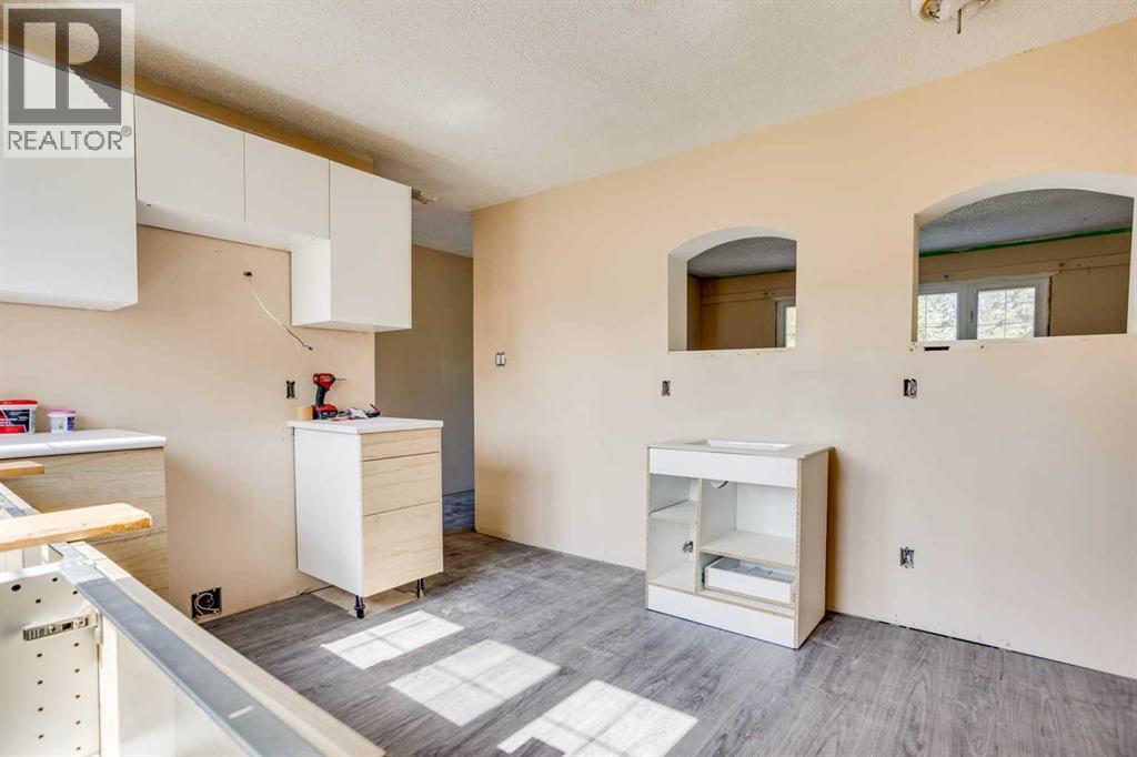 33 Poplar Crescent - 14