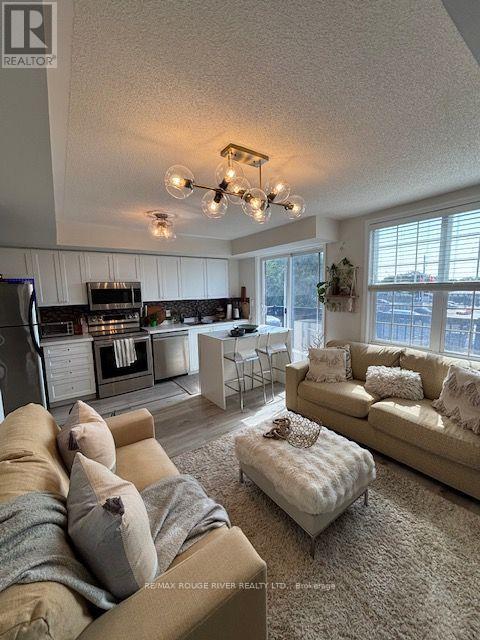 #312 25 STRANGFORD LANE - 8