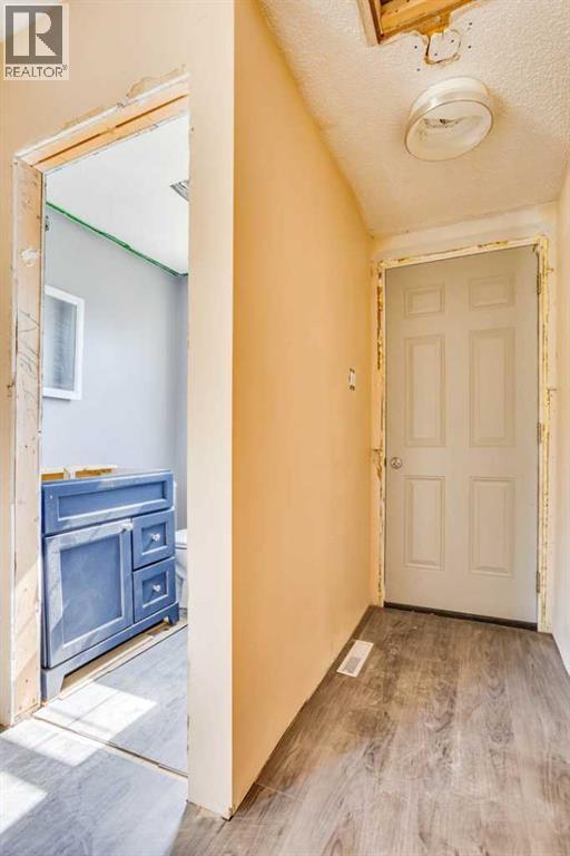 33 Poplar Crescent - 16