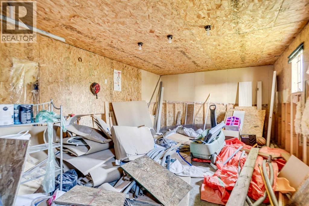 33 Poplar Crescent - Image 30