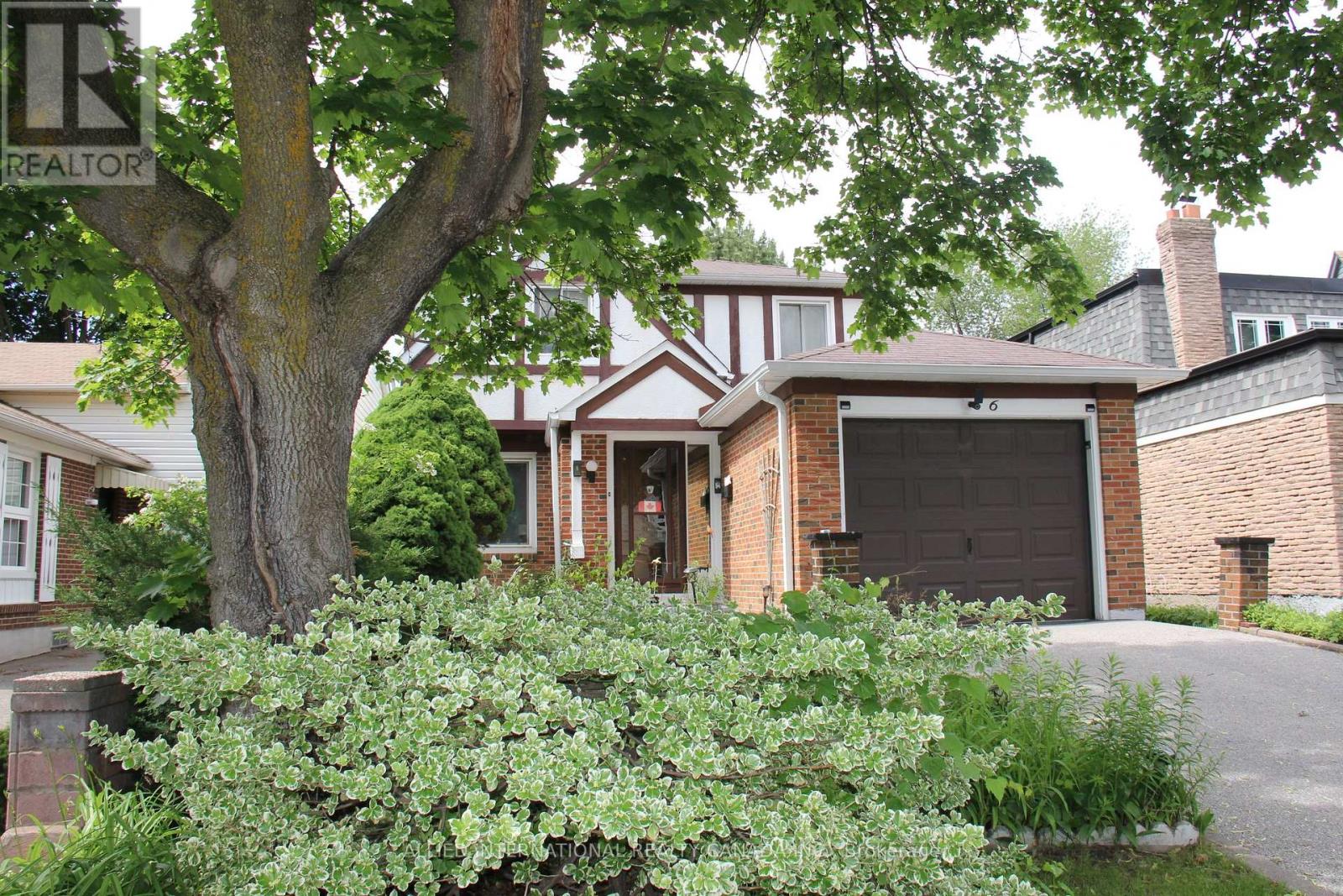 6 ABERFELDY CRESCENT - 2