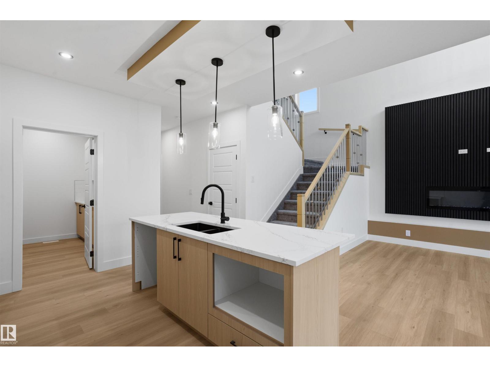 50 MEADOWGROVE LD - 15