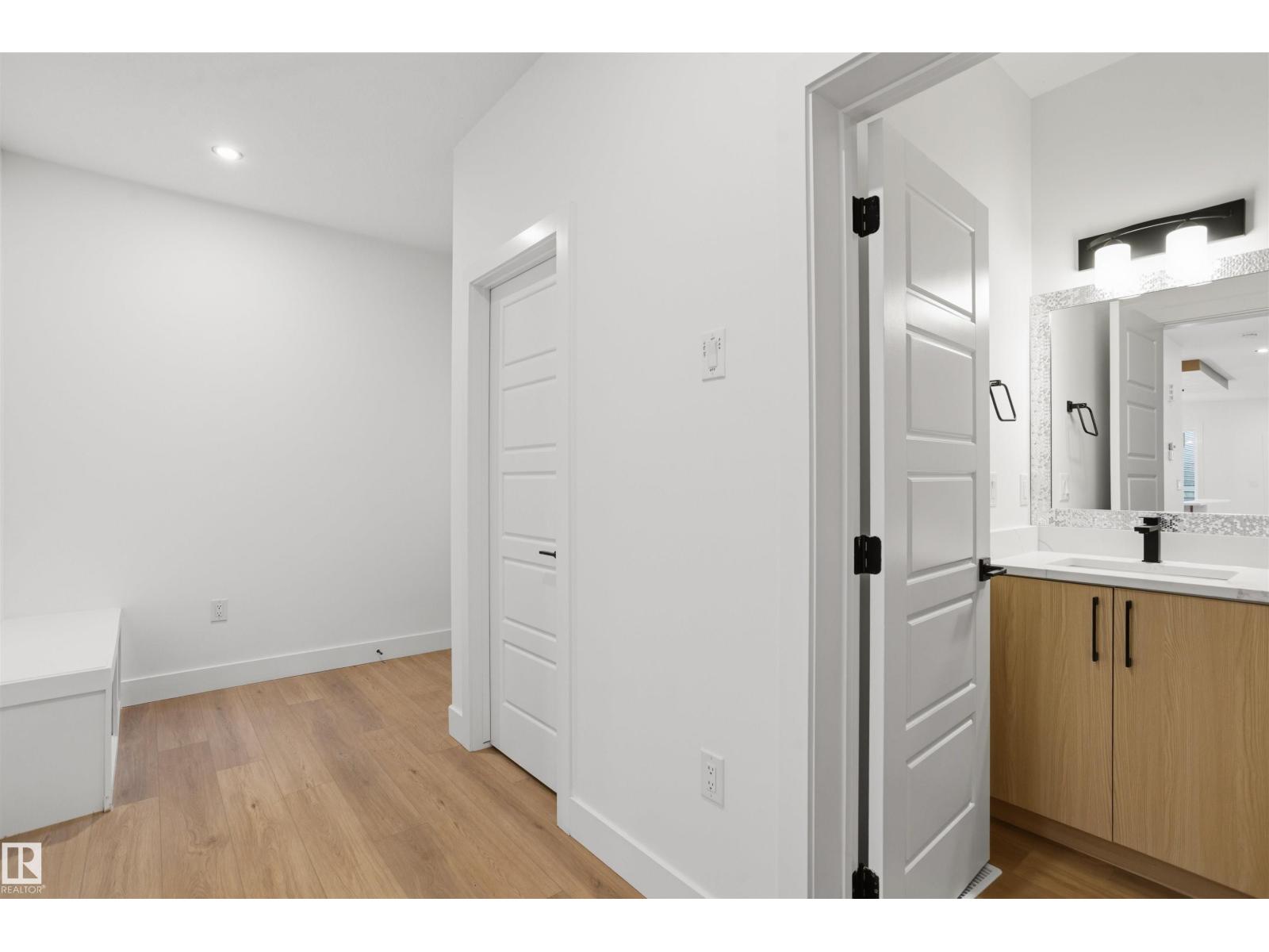 50 MEADOWGROVE LD - 7