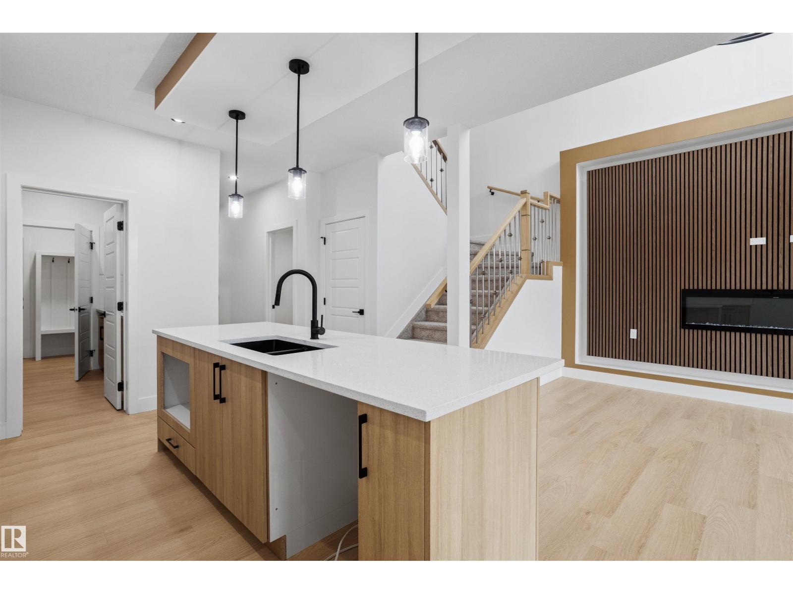 2411 209 ST NW - 13