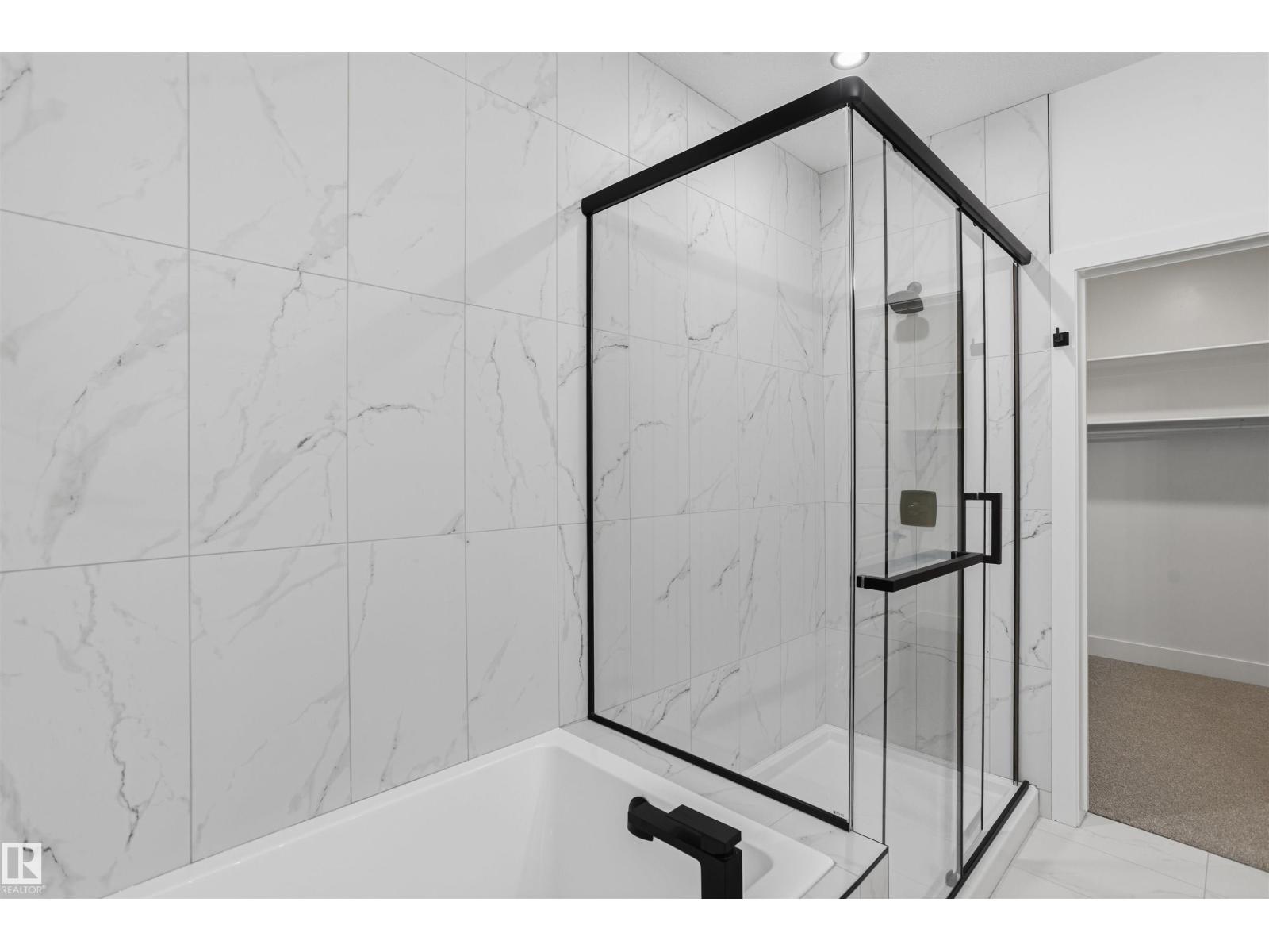2411 209 ST NW - Image 27