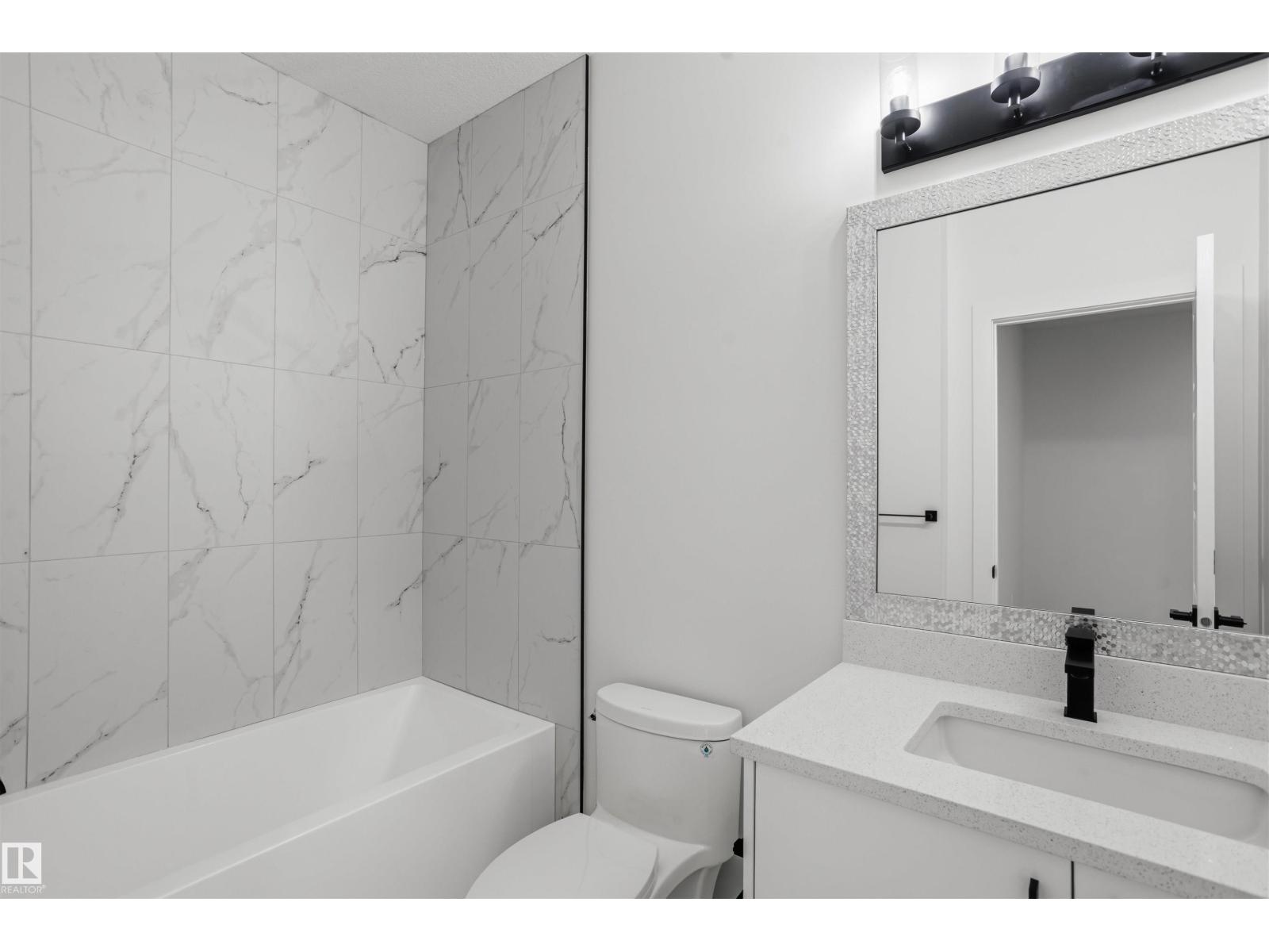 2411 209 ST NW - 31