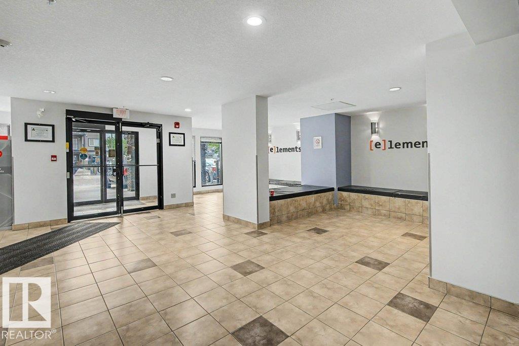 #311 508 ALBANY WY NW - 35