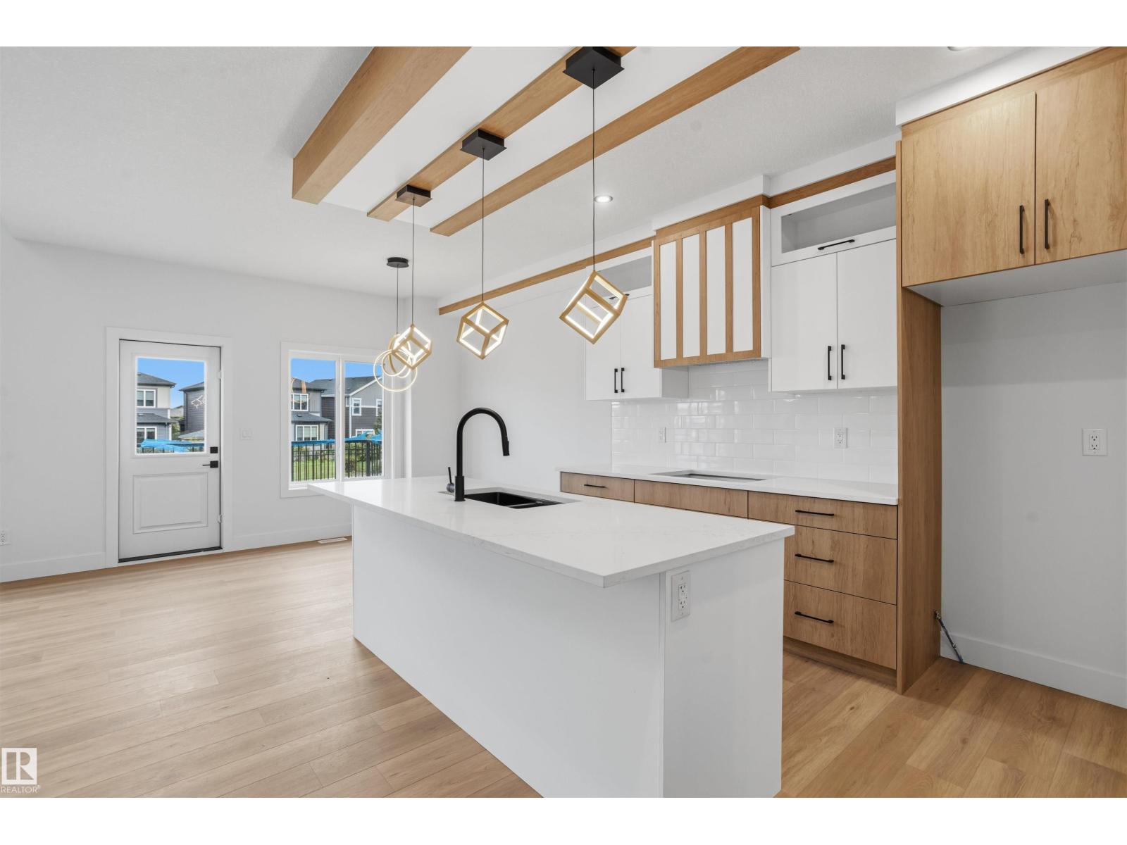 8421 223A ST NW - 10