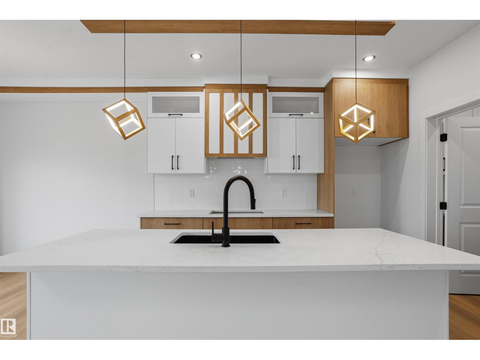 8421 223A ST NW - 20