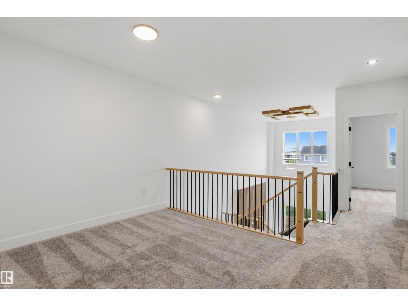 8421 223A St NW, Rosenthal (Edmonton) — photo 23 of 30