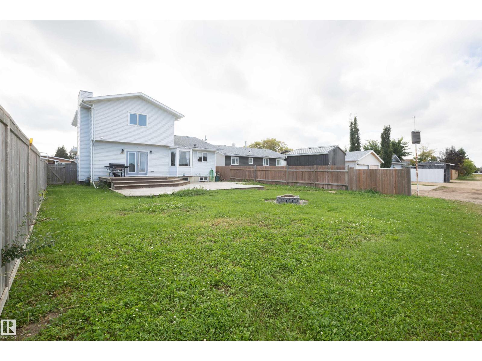 10636 110 ST - 7
