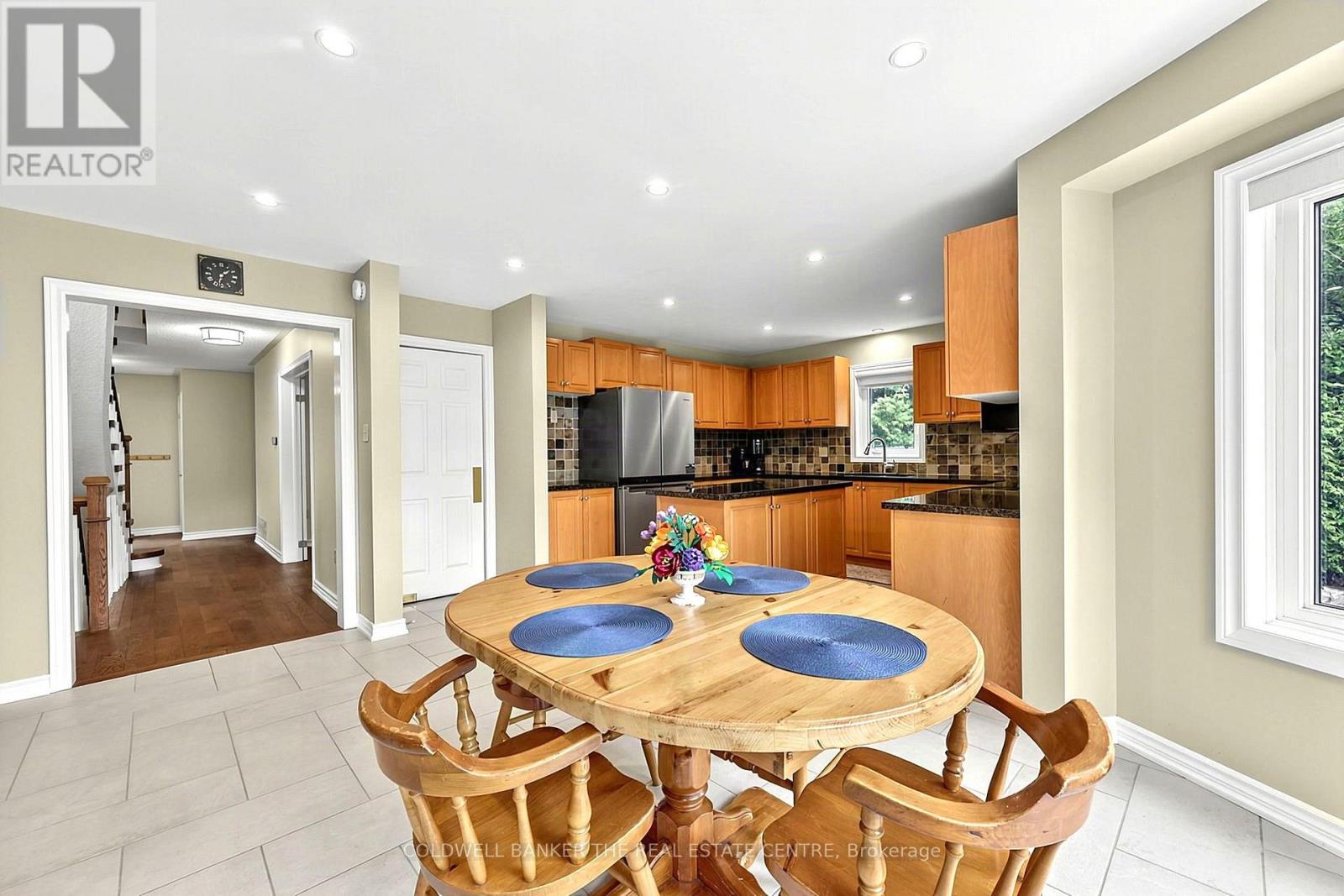 37 FALLING BROOK DRIVE - Image 13