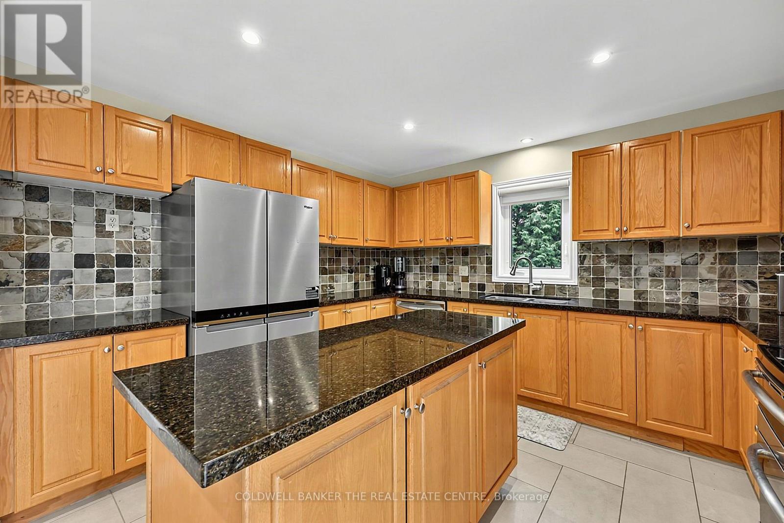 37 FALLING BROOK DRIVE - Image 16